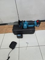 12" Makita cordless chainsaw