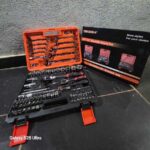 82-piece professional mechanic socket tool kit