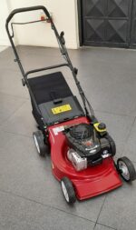WYS18 Briggs and Stratton lawn mower 18 inches 140cc 4hp HANDPUSH